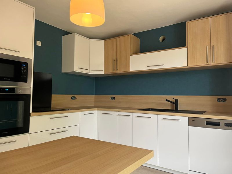 Cuisine bi-color chêne et Perfection Sence brillant