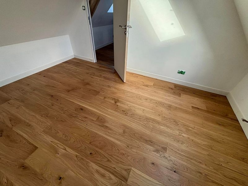 Parquet contrecollé chêne et création de marche