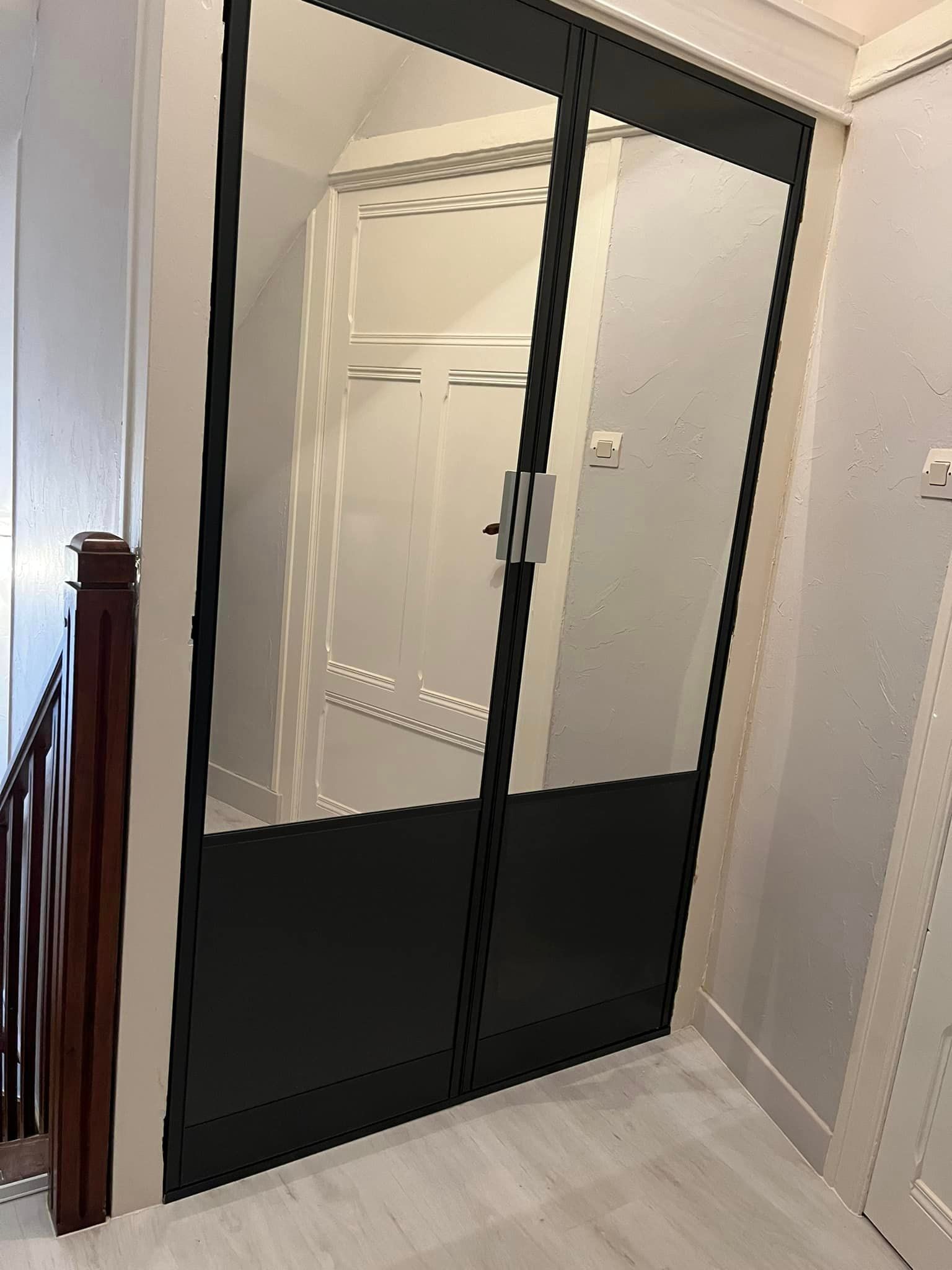 Portes de placard et rangements sous pente